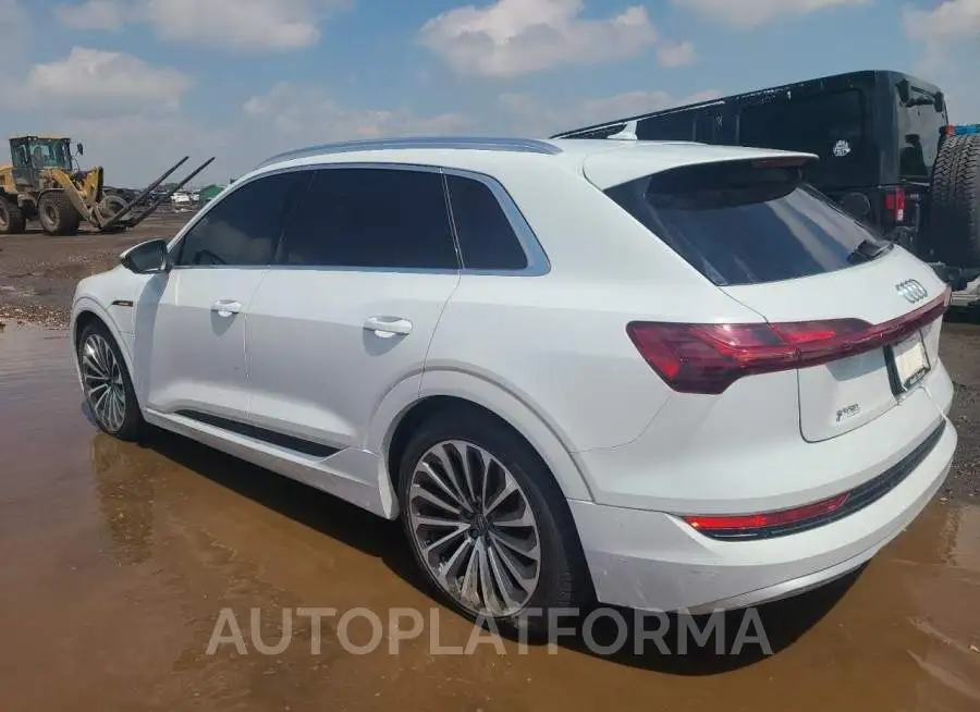 AUDI E-TRON PRE 2019 vin WA1VABGE1KB020842 from auto auction Copart