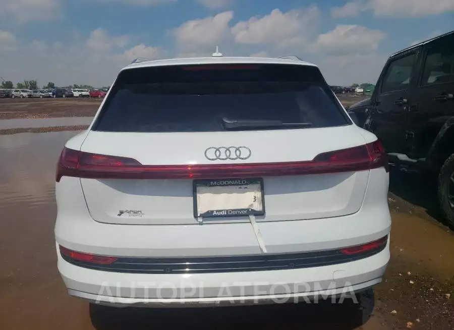 AUDI E-TRON PRE 2019 vin WA1VABGE1KB020842 from auto auction Copart