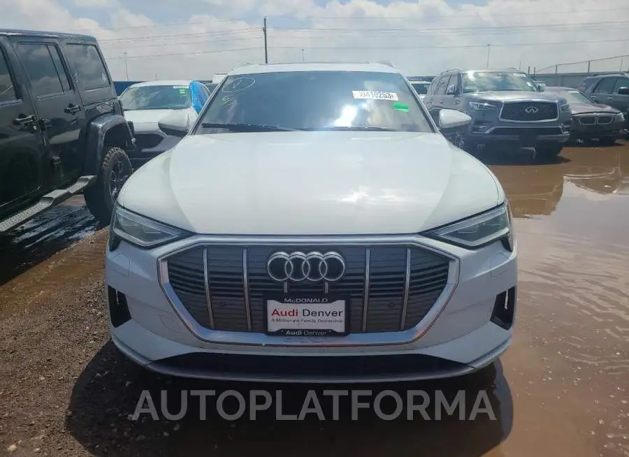 AUDI E-TRON PRE 2019 vin WA1VABGE1KB020842 from auto auction Copart