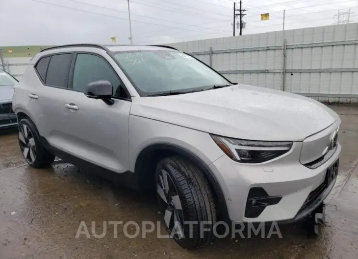 VOLVO XC40 RECHA 2023 vin YV4ED3UM1P2958407 from auto auction Copart