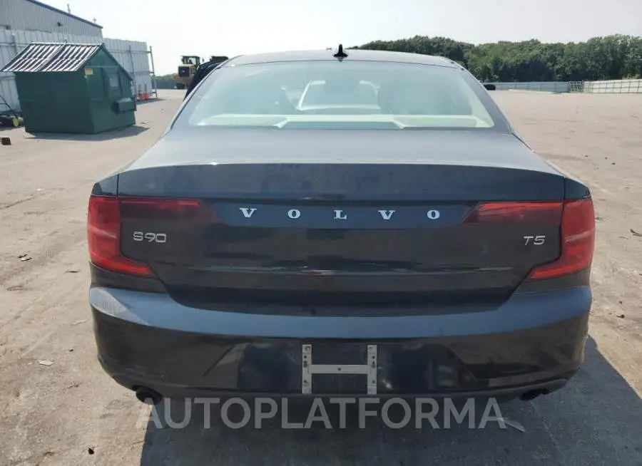 VOLVO S90 T5 MOM 2017 vin YV1102AKXH1009921 from auto auction Copart