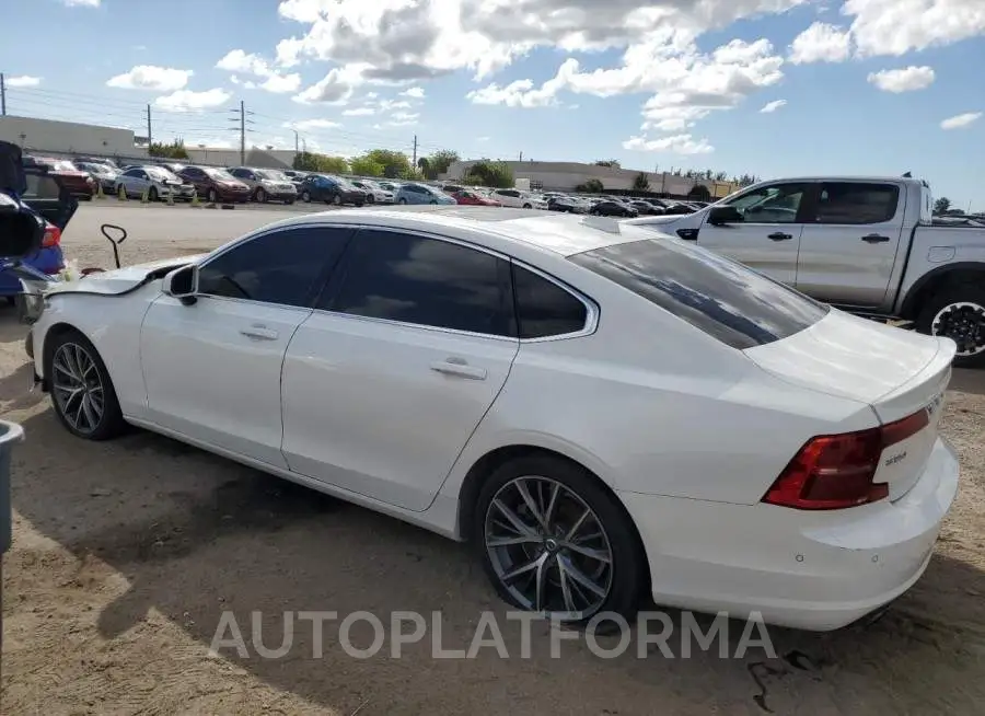 VOLVO S90 T5 MOM 2018 vin LVY102MK1JP052041 from auto auction Copart