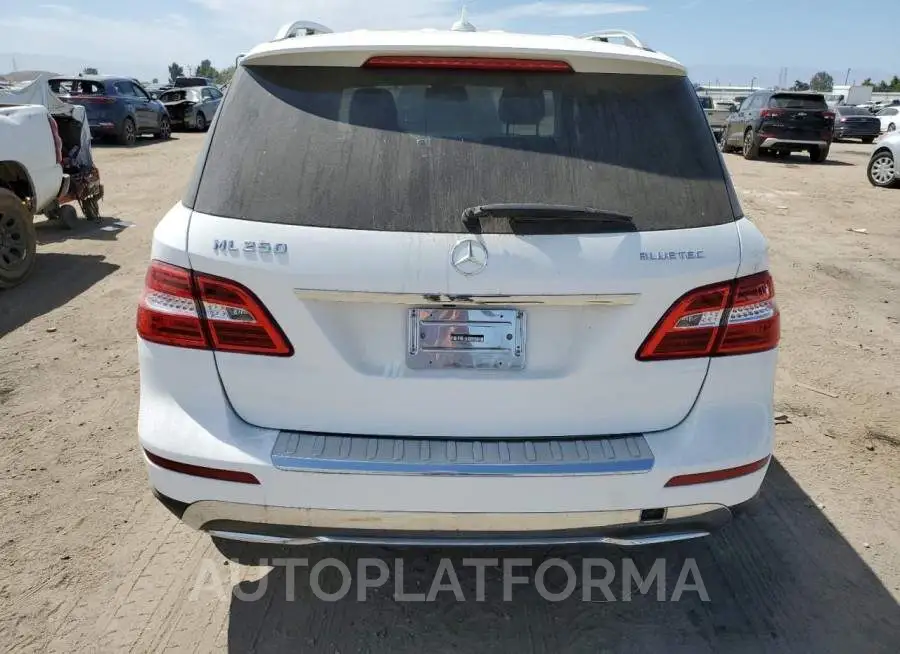 MERCEDES-BENZ ML 250 BLU 2015 vin 4JGDA0EB3FA511192 from auto auction Copart