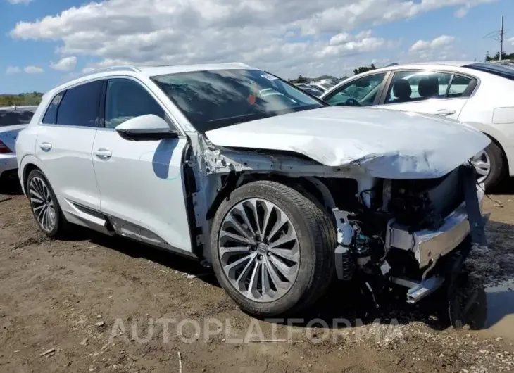 AUDI E-TRON PRE 2019 vin WA1VABGEXKB022962 from auto auction Copart