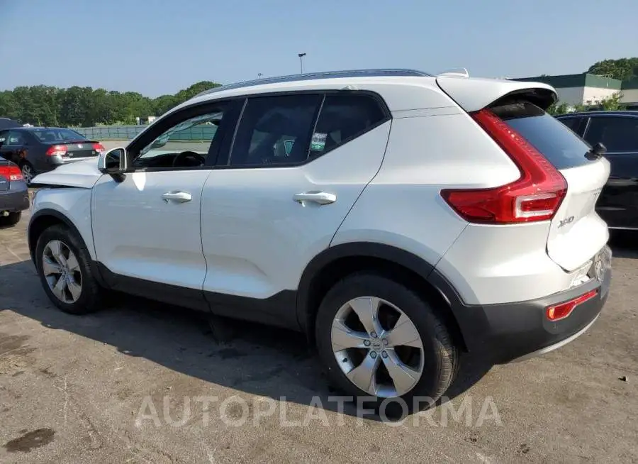 VOLVO XC40 T5 MO 2021 vin YV4162UK7M2450830 from auto auction Copart