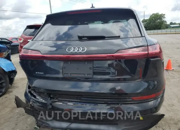 AUDI E-TRON PRE 2019 vin WA1LAAGE9KB022355 from auto auction Copart