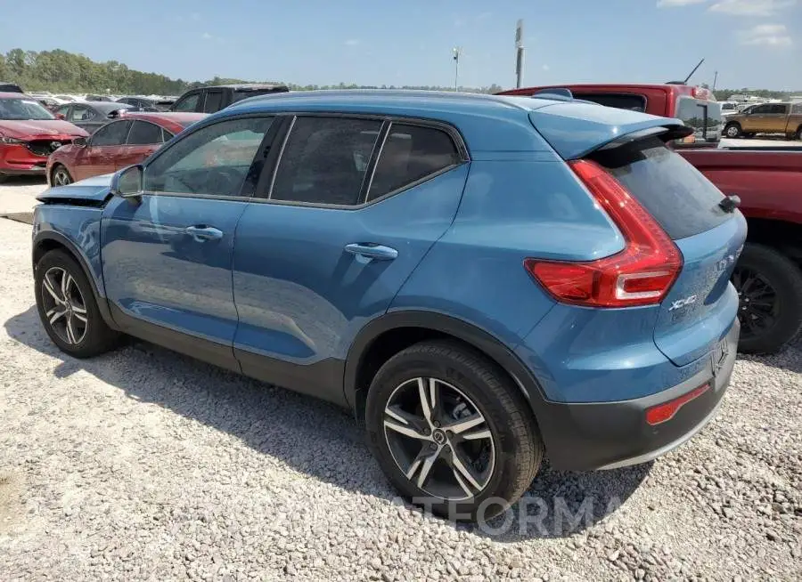 VOLVO XC40 CORE 2023 vin YV4K92HK5P2916474 from auto auction Copart