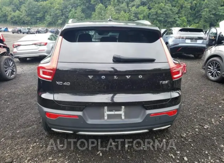 VOLVO XC40 T5 IN 2020 vin YV4162UL3L2293661 from auto auction Copart