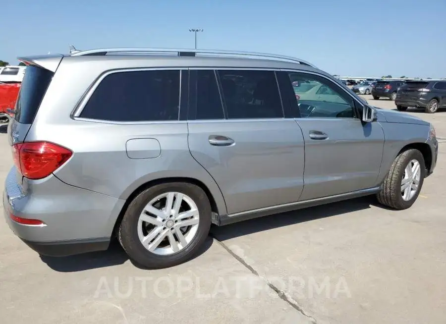 MERCEDES-BENZ GL 450 4MA 2015 vin 4JGDF6EE3FA566384 from auto auction Copart