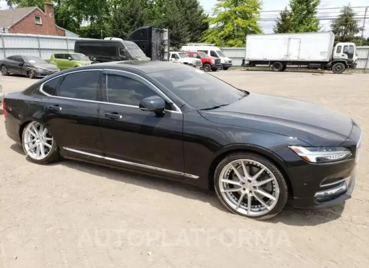 VOLVO S90 T6 INS 2017 vin YV1A22ML4H1008763 from auto auction Copart