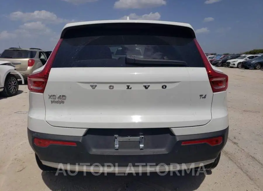 VOLVO XC40 T4 MO 2020 vin YV4AC2HK6L2255142 from auto auction Copart