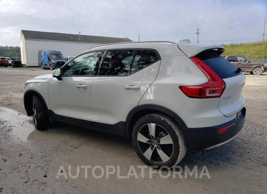 VOLVO XC40 T5 MO 2020 vin YV4162UK7L2312980 from auto auction Copart