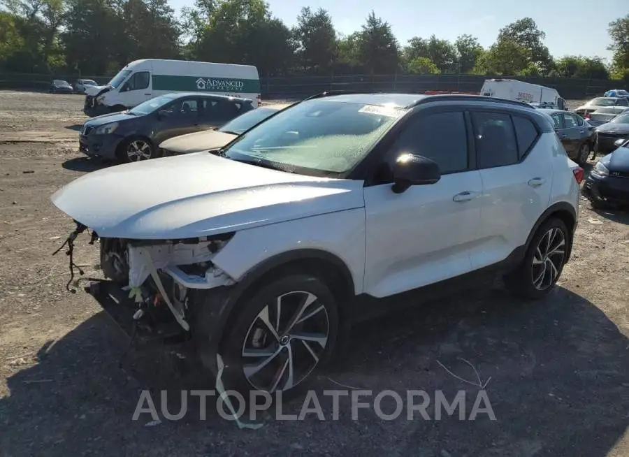 VOLVO XC40 T5 R- 2020 vin YV4162UM8L2285581 from auto auction Copart