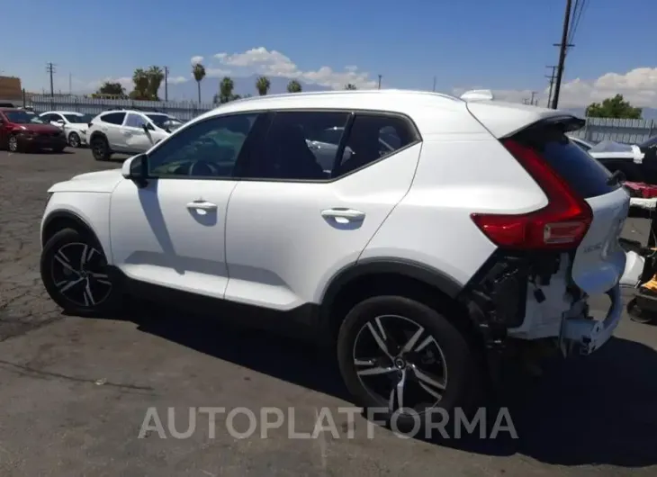 VOLVO XC40 CORE 2023 vin YV4K92HKXP2916678 from auto auction Copart