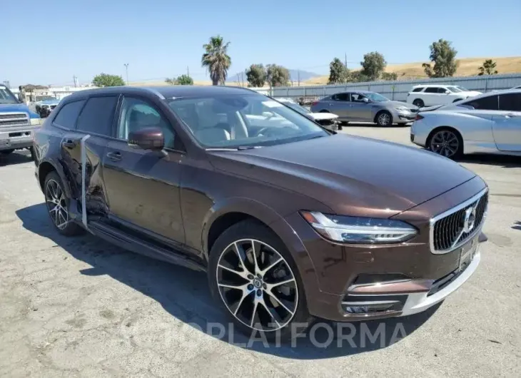 VOLVO V90 CROSS 2018 vin YV4A22NL8J1020423 from auto auction Copart