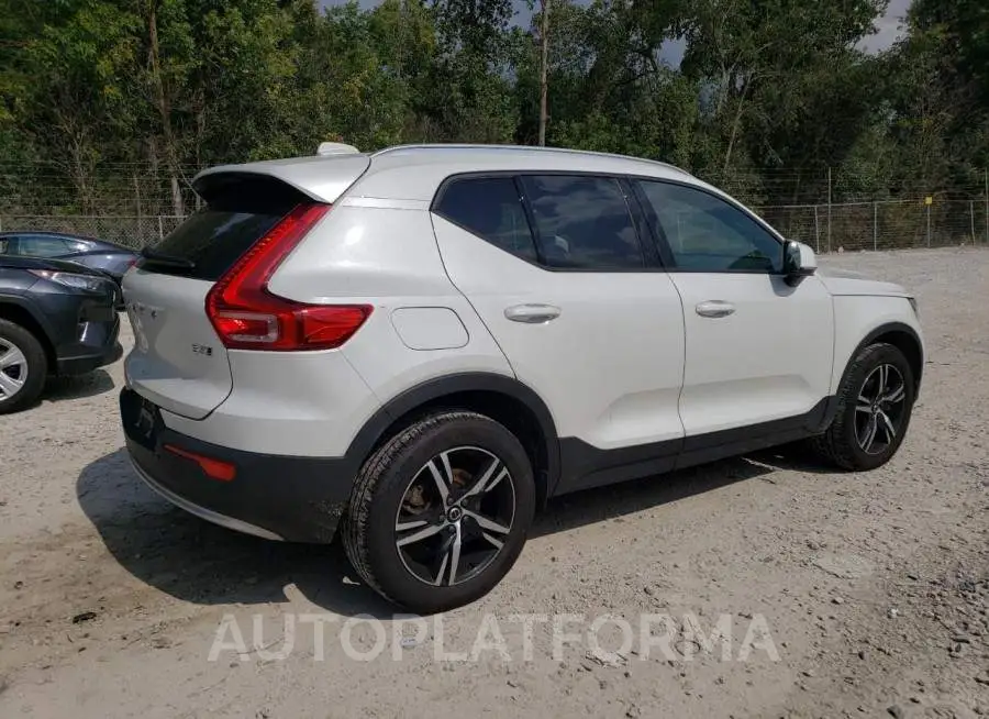 VOLVO XC40 CORE 2023 vin YV4L12UK1P2967861 from auto auction Copart