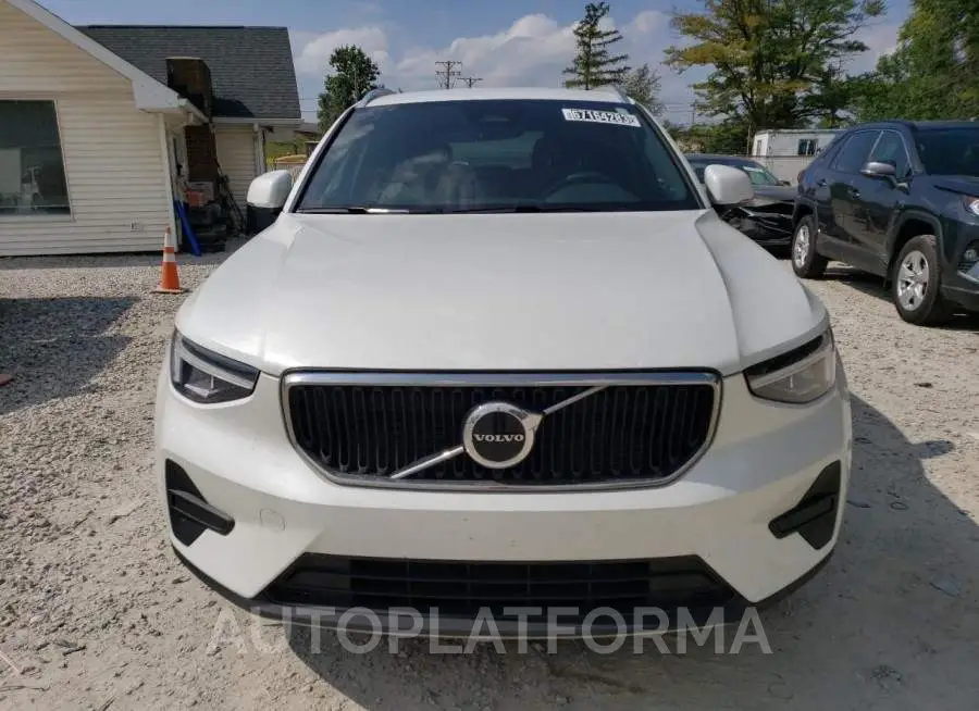 VOLVO XC40 CORE 2023 vin YV4L12UK1P2967861 from auto auction Copart