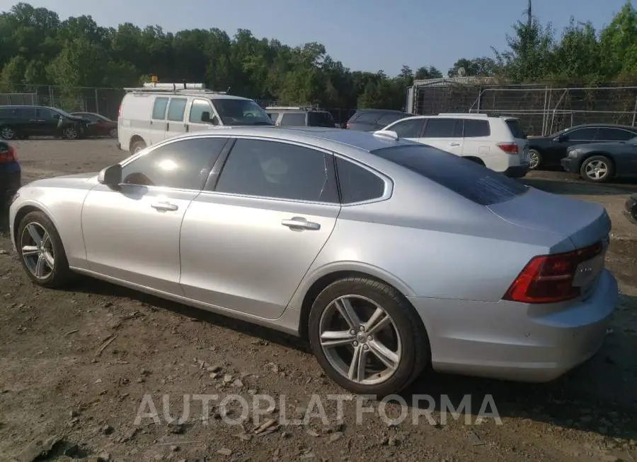 VOLVO S90 T5 MOM 2018 vin LVY982MK3JP015178 from auto auction Copart