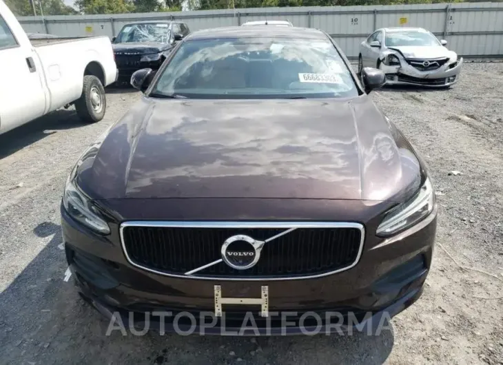 VOLVO S90 T5 MOM 2018 vin LVY982MK1JP025207 from auto auction Copart