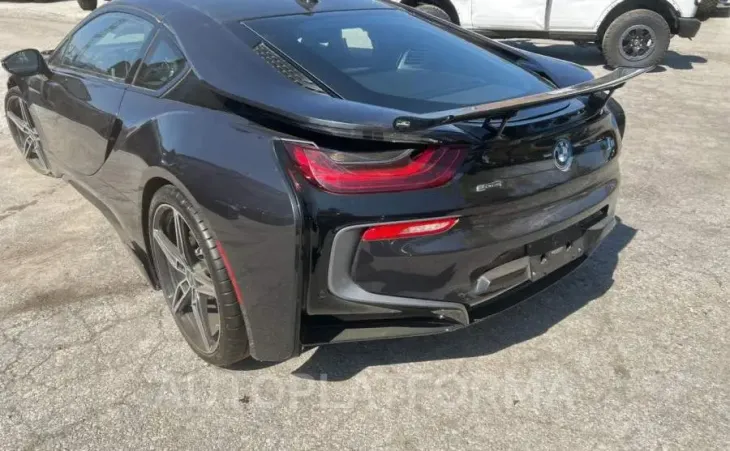 BMW I8 2017 vin WBY2Z2C3XHV676470 from auto auction Copart