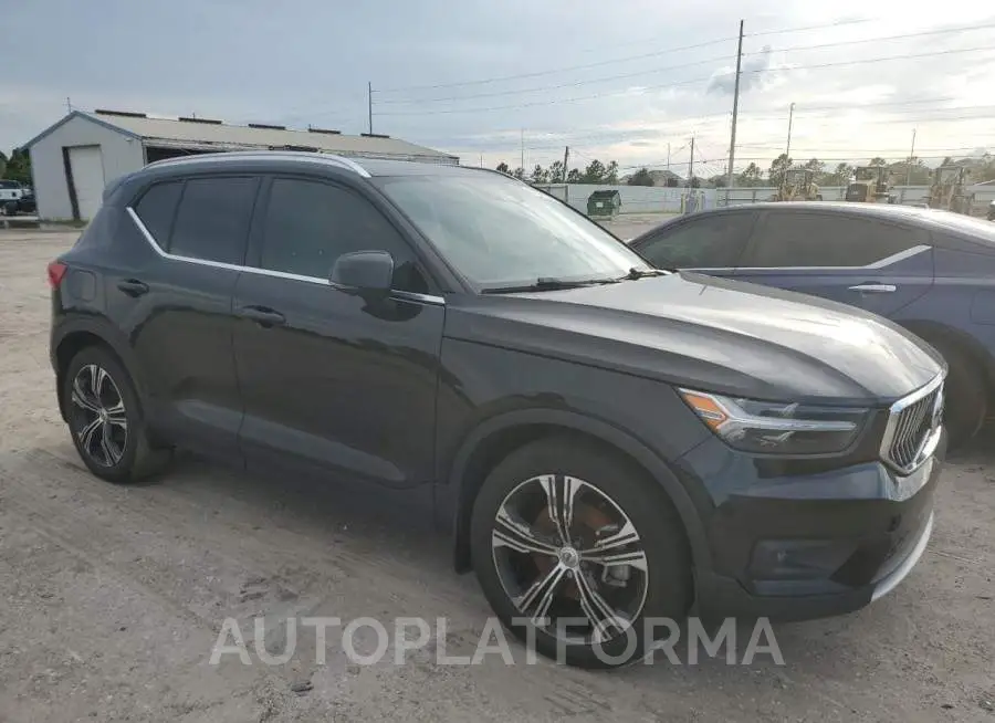 VOLVO XC40 T4 IN 2020 vin YV4AC2HLXL2310264 from auto auction Copart