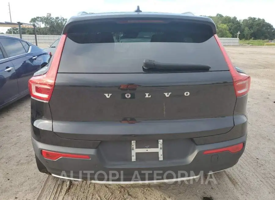 VOLVO XC40 T4 IN 2020 vin YV4AC2HLXL2310264 from auto auction Copart