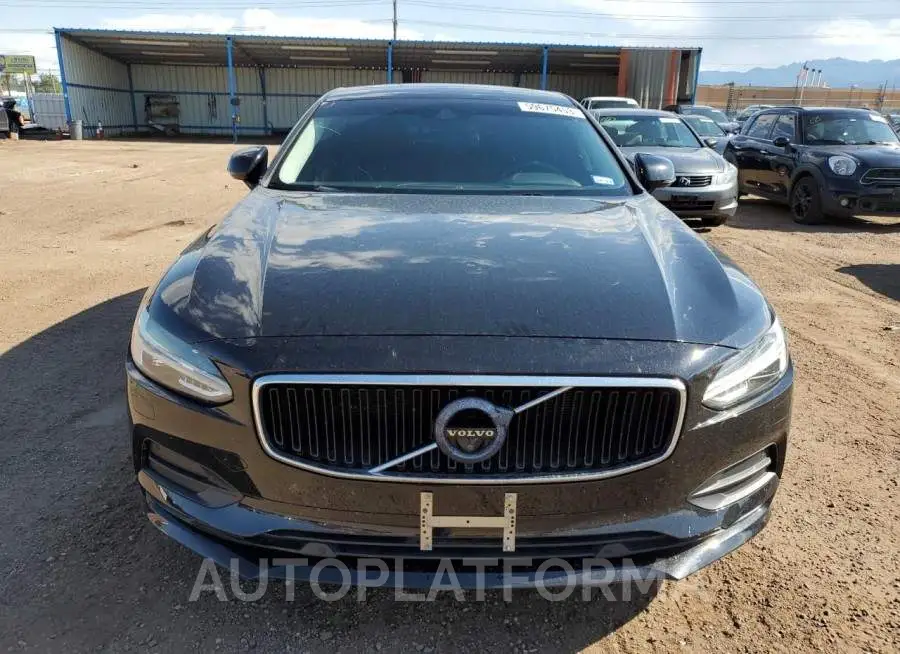 VOLVO S90 T5 MOM 2018 vin LVY982AK2JP020747 from auto auction Copart