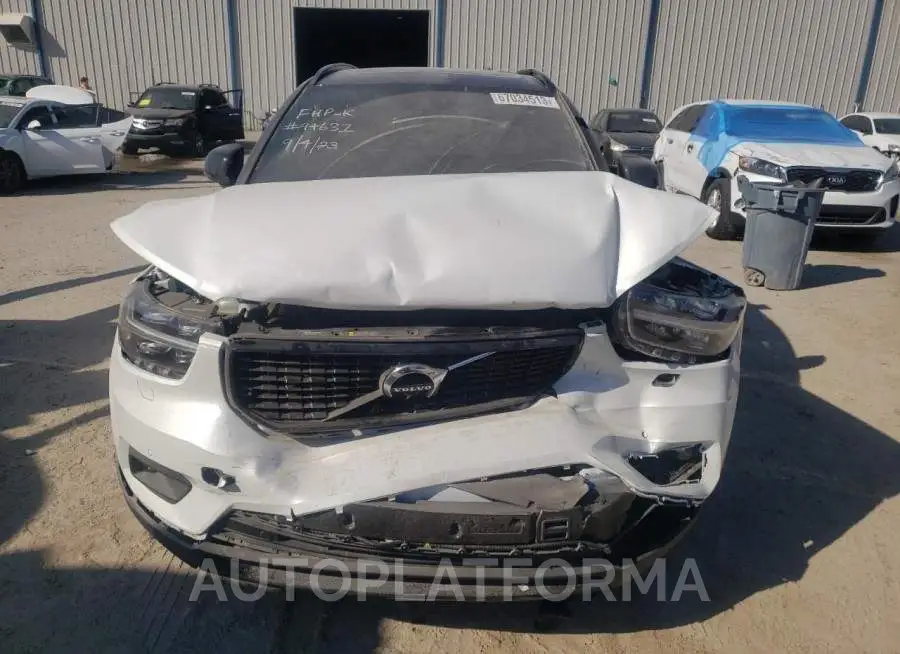 VOLVO XC40 T5 R- 2021 vin YV4162UM1M2510439 from auto auction Copart