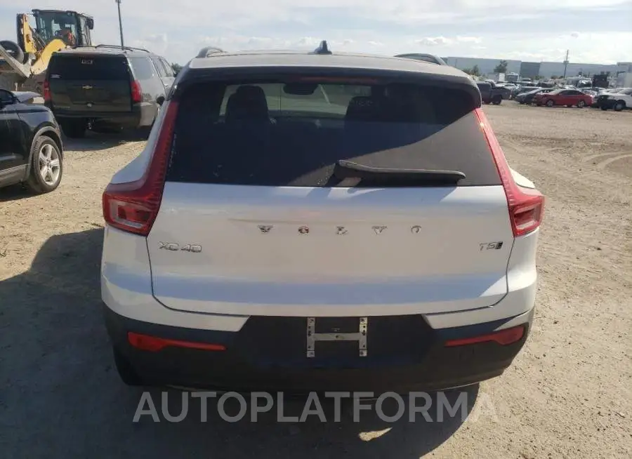 VOLVO XC40 T5 R- 2021 vin YV4162UM1M2510439 from auto auction Copart