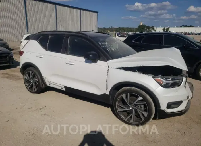 VOLVO XC40 T5 R- 2021 vin YV4162UM1M2510439 from auto auction Copart