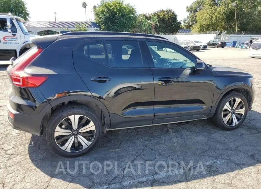 VOLVO XC40 RECHA 2023 vin YV4ED3UL6P2038635 from auto auction Copart