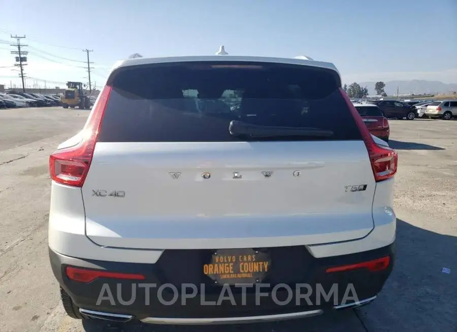 VOLVO XC40 T5 IN 2019 vin YV4162UL3K2150238 from auto auction Copart