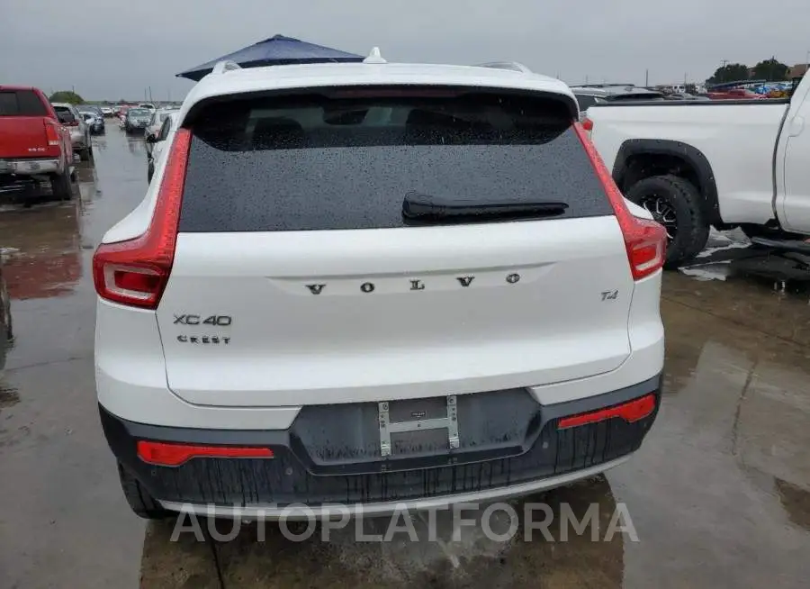 VOLVO XC40 T4 IN 2022 vin YV4AC2HL4N2758339 from auto auction Copart