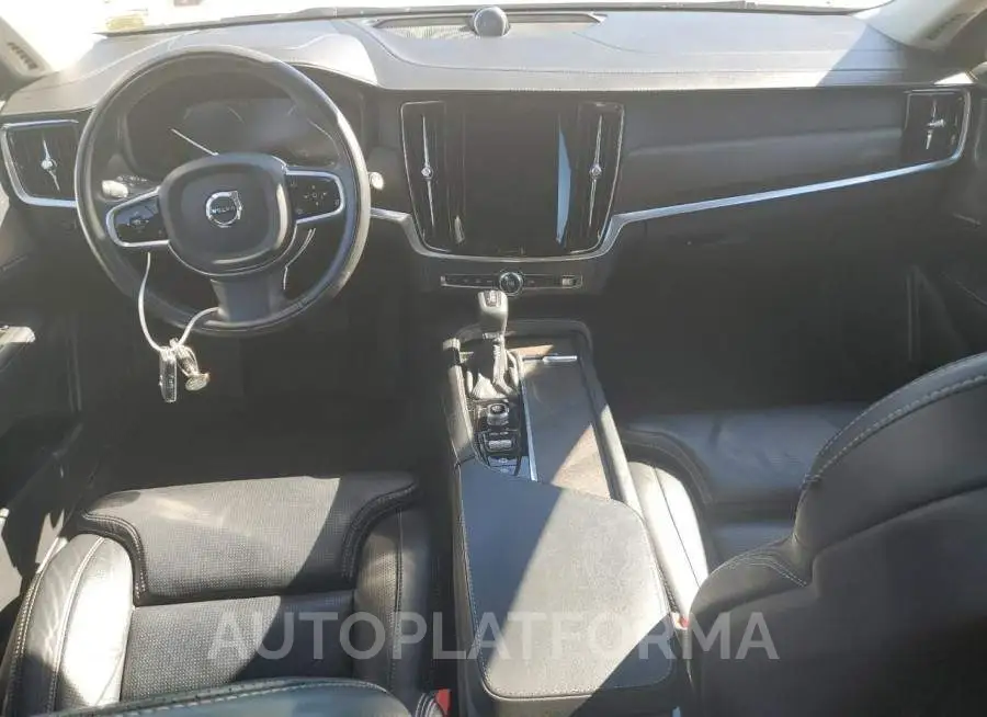 VOLVO V90 CROSS 2018 vin YV4A22NL3J1023245 from auto auction Copart