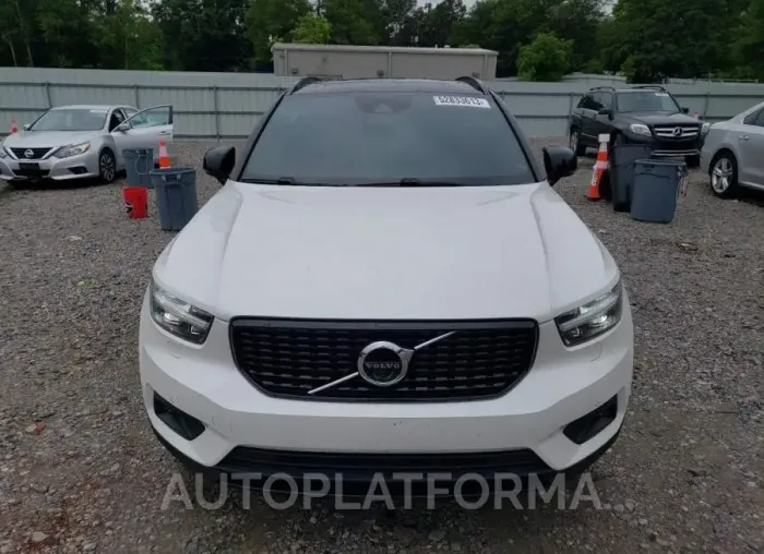 VOLVO XC40 T5 R- 2022 vin YV4162UM0N2741706 from auto auction Copart