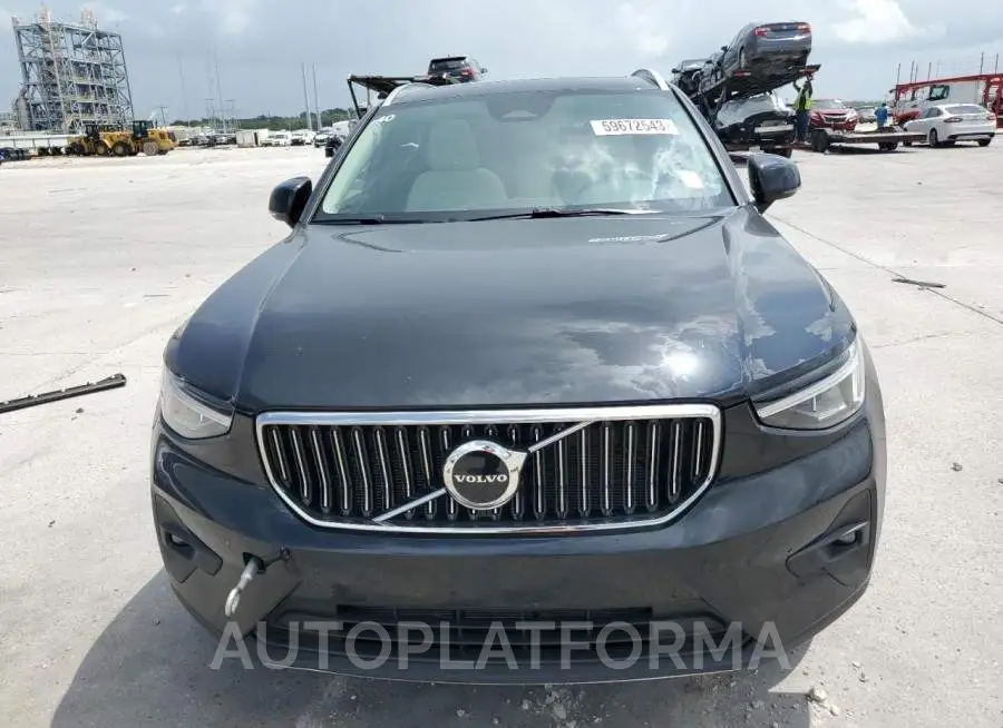 VOLVO XC40 T4 2023 vin YV4L12UE9P2970582 from auto auction Copart