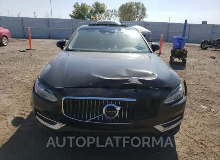 VOLVO S90 T6 INS 2017 vin YV1A22MLXH1005978 from auto auction Copart