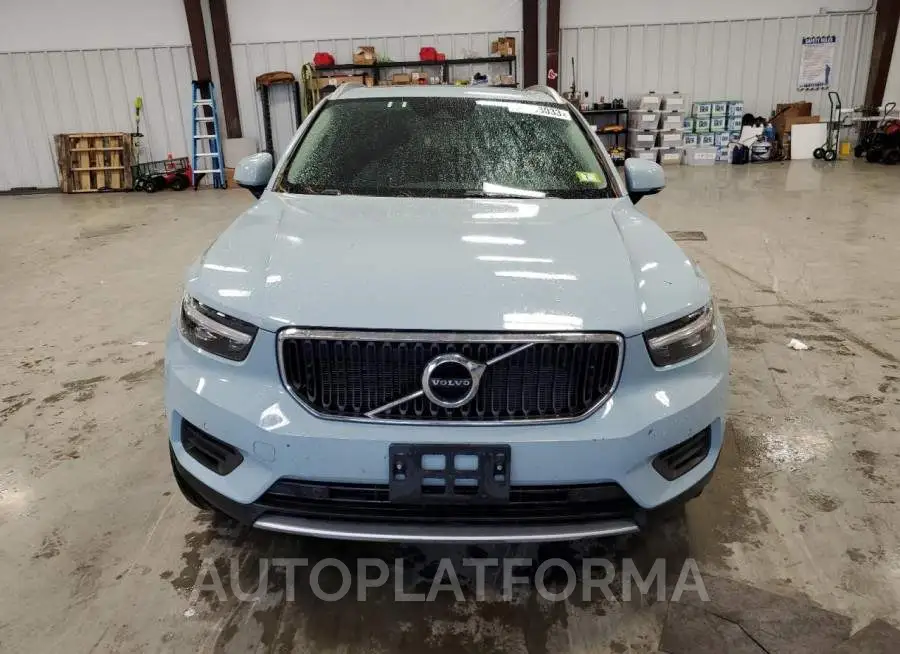 VOLVO XC40 T5 2019 vin YV4162XZ7K2021323 from auto auction Copart