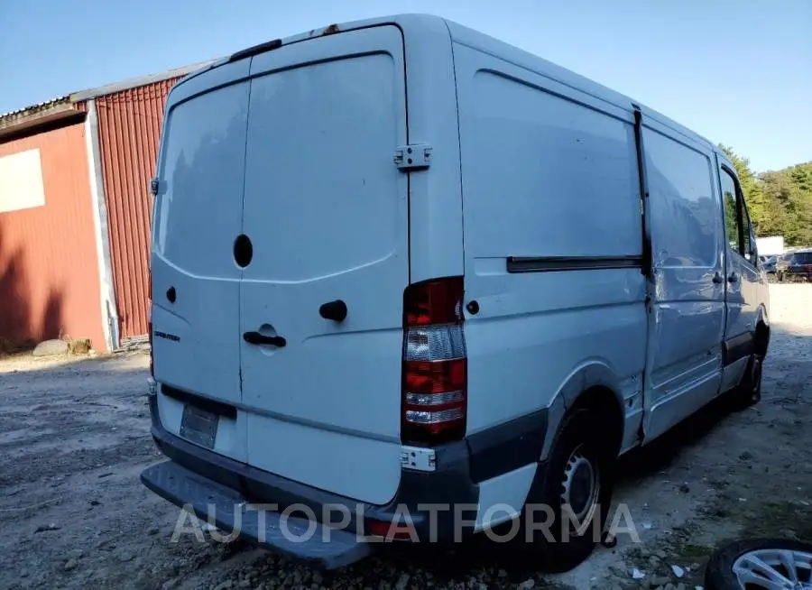 MERCEDES-BENZ SPRINTER 2 2015 vin WD3PE7DC3FP110936 from auto auction Copart