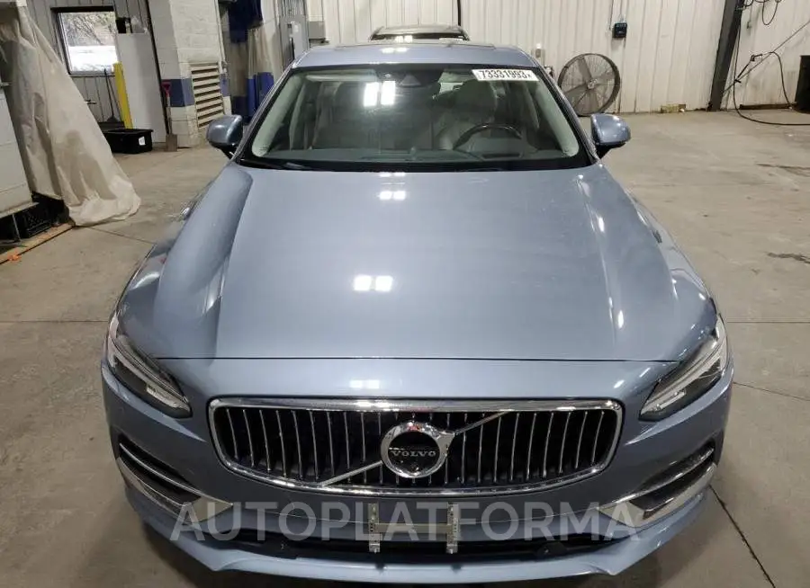 VOLVO S90 T6 INS 2017 vin YV1A22ML1H1001138 from auto auction Copart