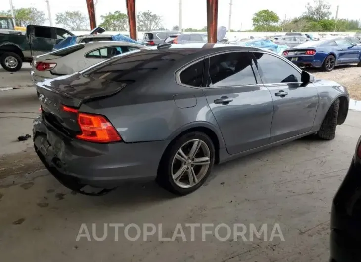 VOLVO S90 T5 MOM 2017 vin YV1102AK5H1012838 from auto auction Copart