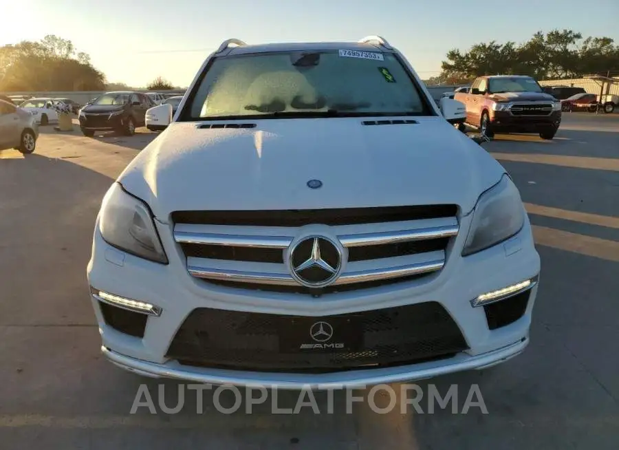 MERCEDES-BENZ GL 550 4MA 2015 vin 4JGDF7DE5FA476502 from auto auction Copart