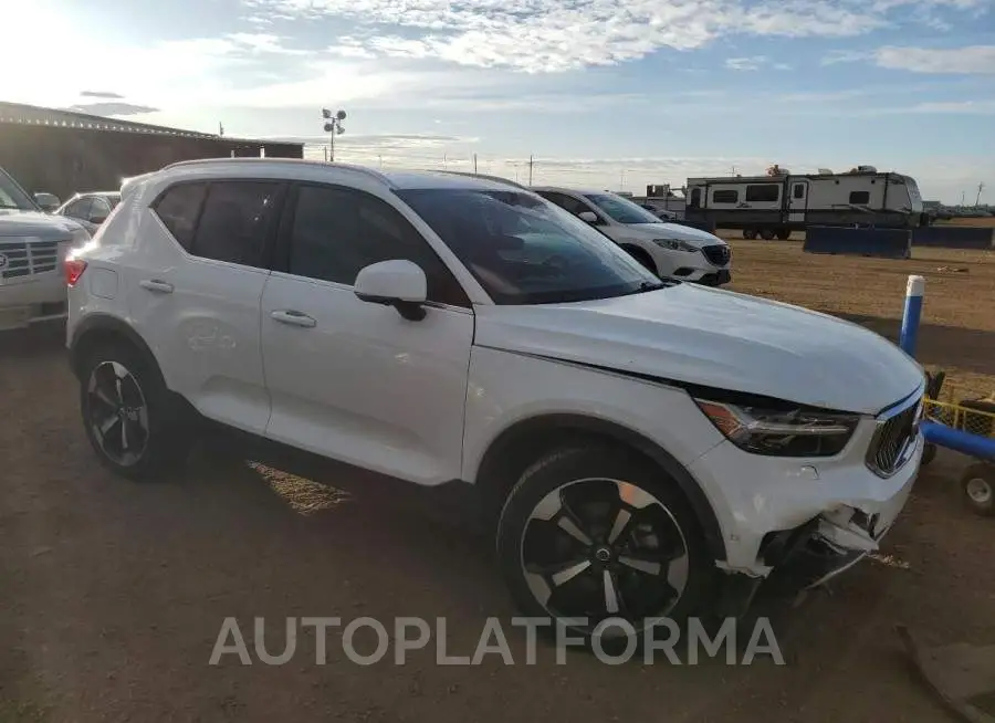 VOLVO XC40 T5 IN 2019 vin YV4162UL3K2122195 from auto auction Copart