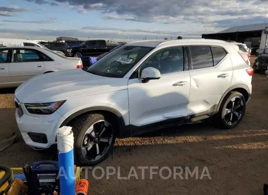 VOLVO XC40 T5 IN 2019 vin YV4162UL3K2122195 from auto auction Copart