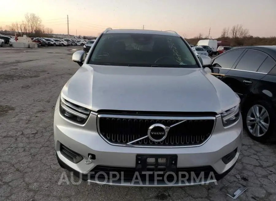 VOLVO XC40 T5 MO 2019 vin YV4162XZ8K2014798 from auto auction Copart