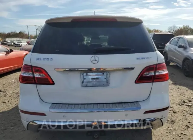 MERCEDES-BENZ ML 250 BLU 2015 vin 4JGDA0EB7FA468590 from auto auction Copart