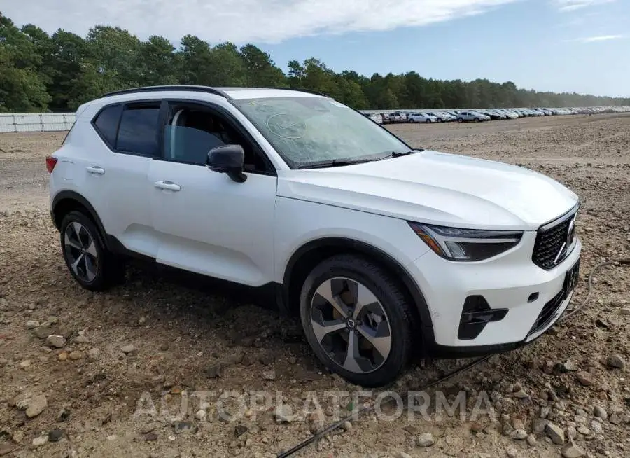 VOLVO XC40 PLUS 2023 vin YV4L12UW1P2006227 from auto auction Copart