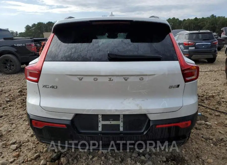 VOLVO XC40 PLUS 2023 vin YV4L12UW1P2006227 from auto auction Copart