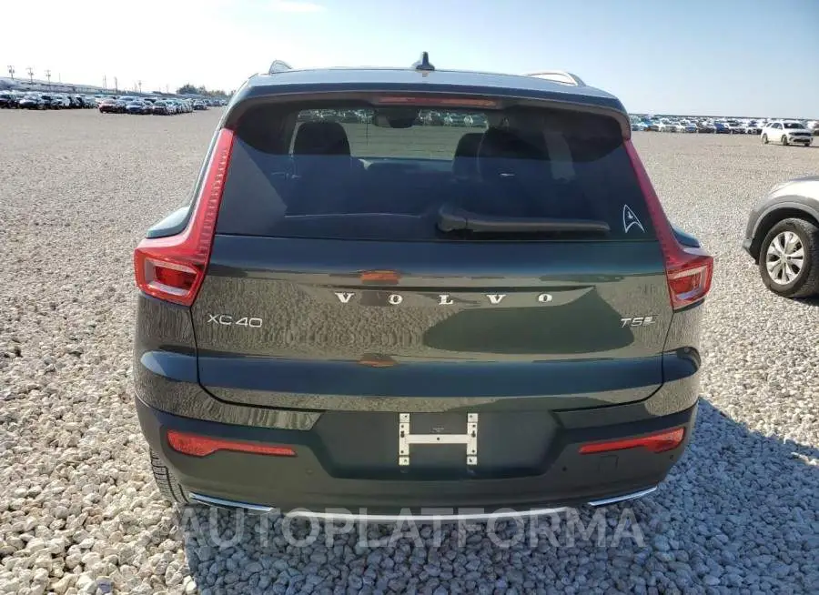 VOLVO XC40 T5 IN 2019 vin YV4162UL5K2077793 from auto auction Copart