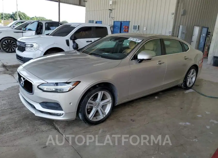 VOLVO S90 T5 MOM 2018 vin LVY982MK3JP006318 from auto auction Copart